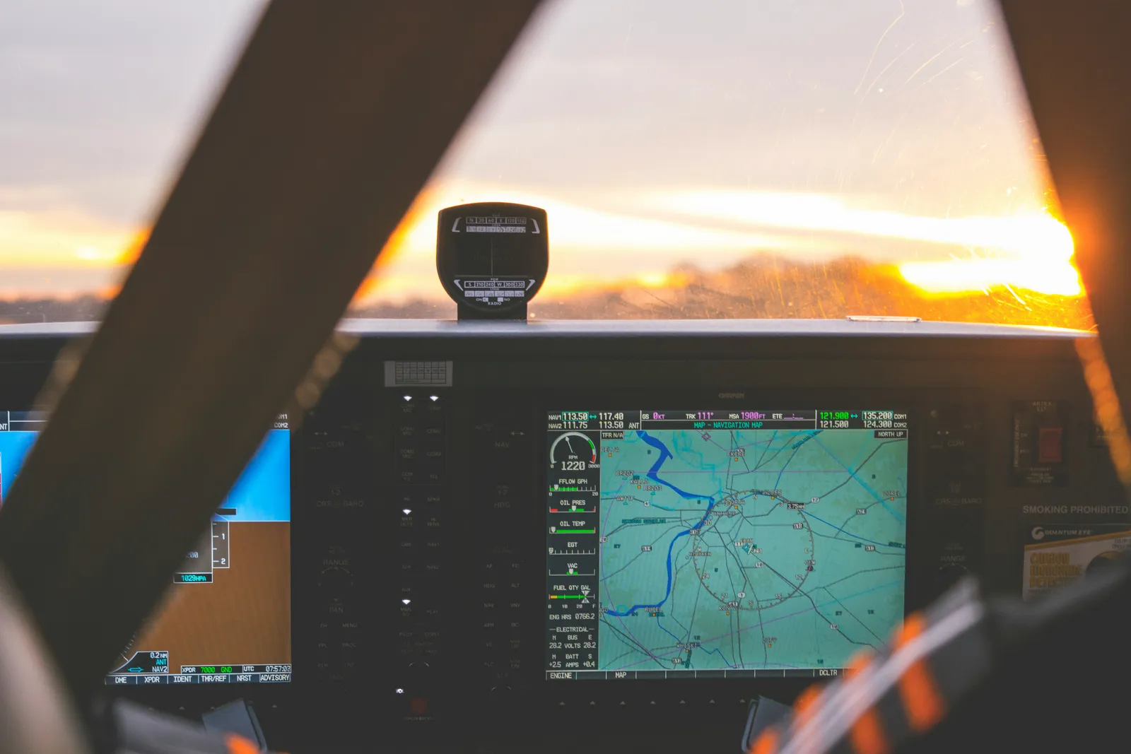 Pilot radar screen